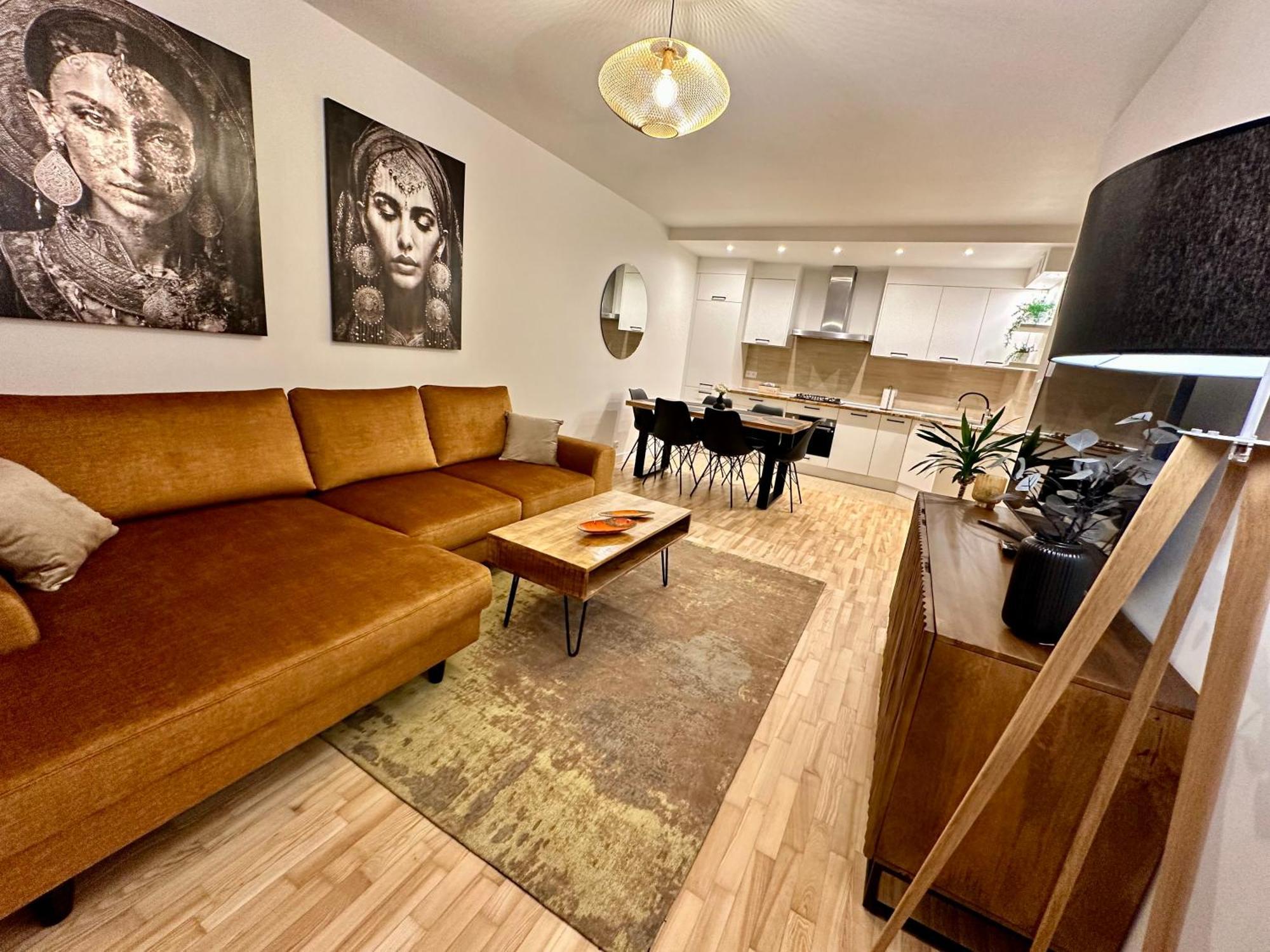 Millennium Skorosze Mango Apartment Warsaw