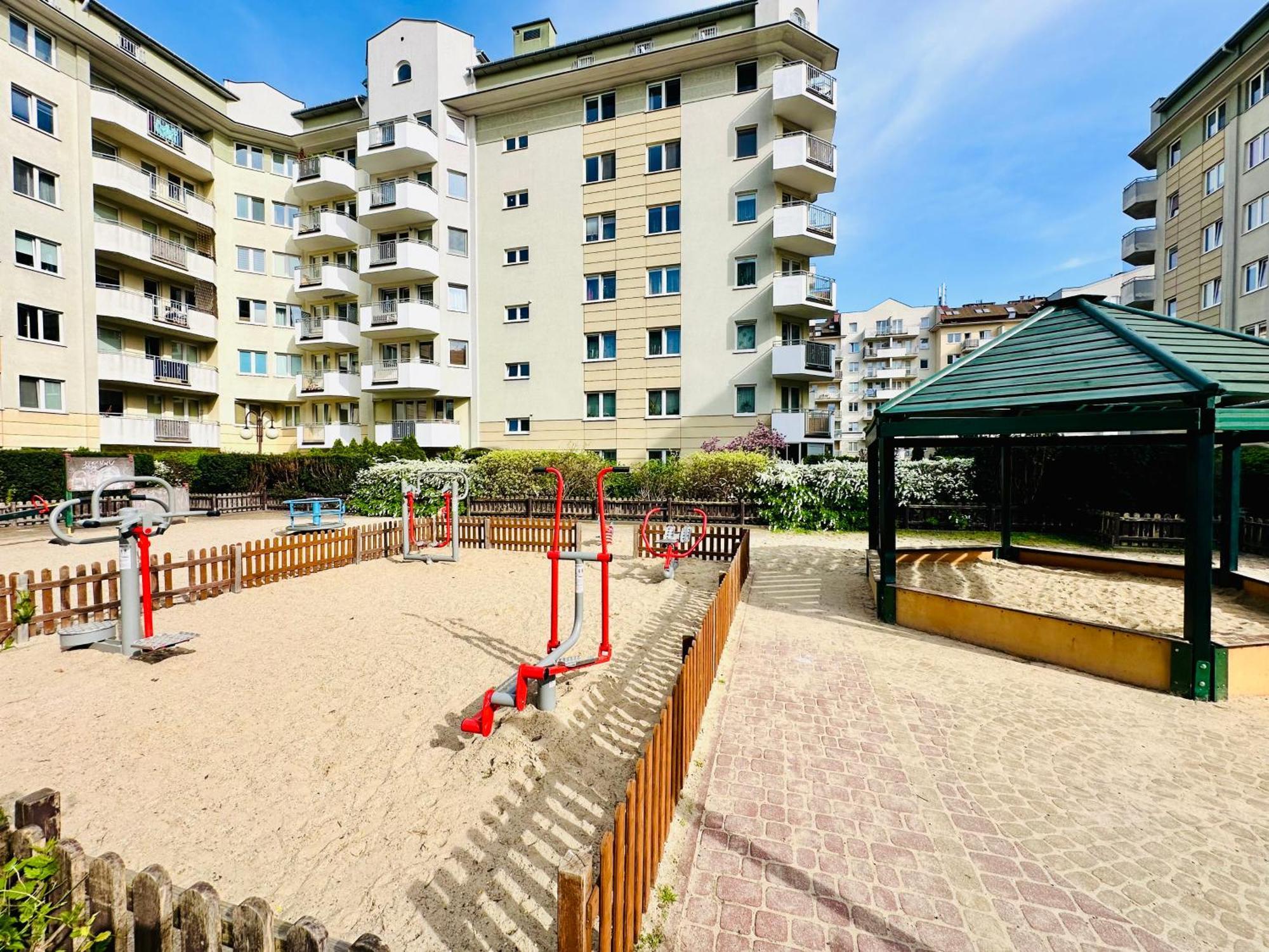 Apartament Millennium Skorosze Mango