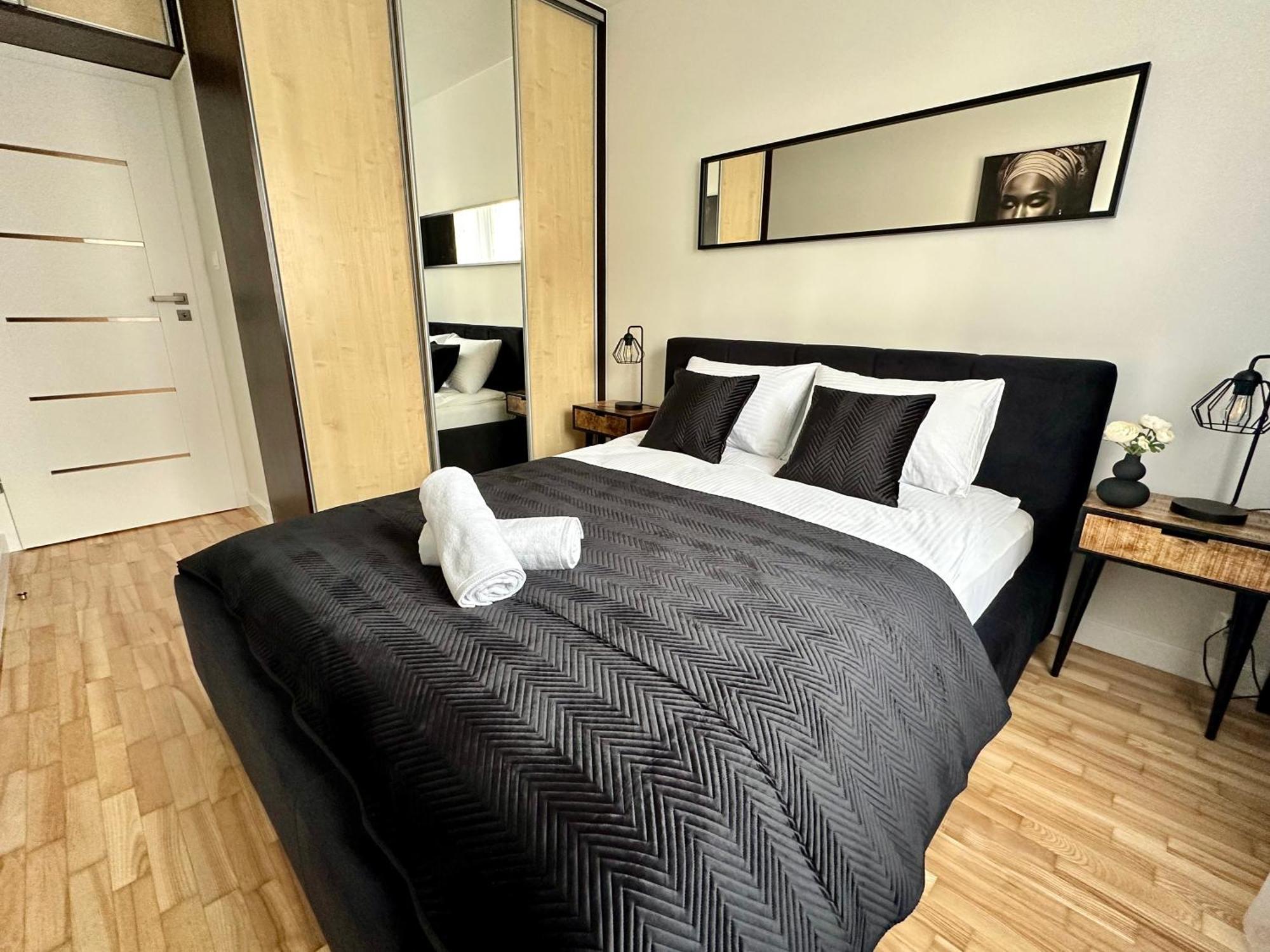 Millennium Skorosze Mango Apartment Warsaw